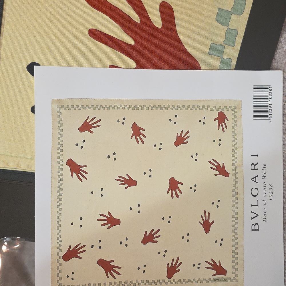 Bvlgari Limited Edition Mani al vento White Silk Scarf, in original Box